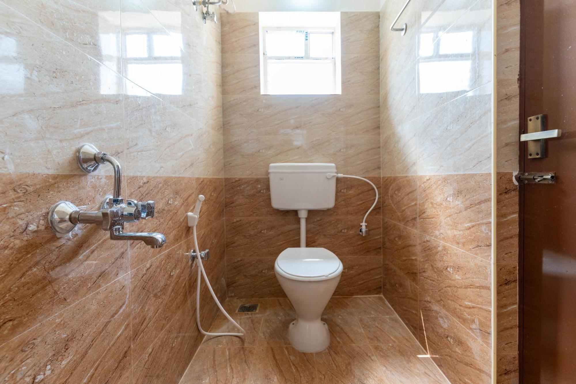 Aishwaryam Service Apartment Chennai Eksteriør bilde